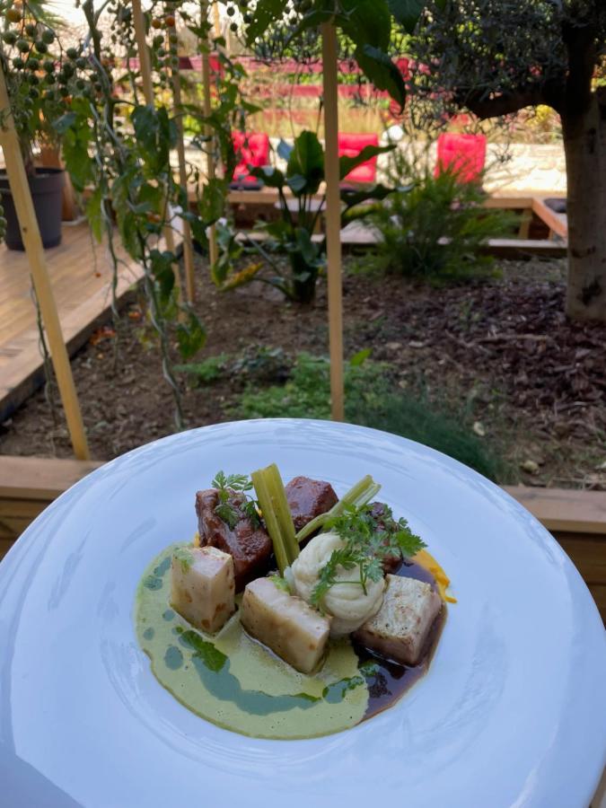 Hotel Restaurant De L'Ecu Jonzac Exteriér fotografie